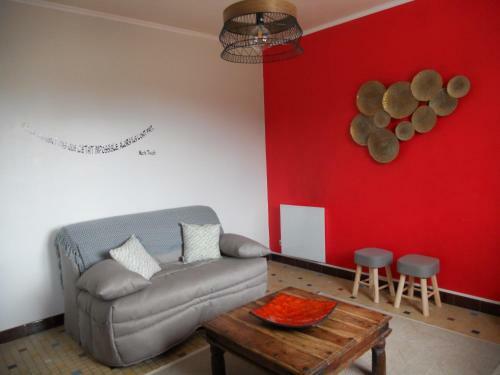 Le Petit Sarmentin