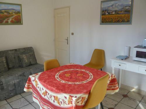 Apartamento Locations Des Alpilles