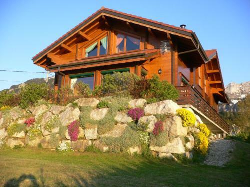 Bed & Breakfast Chalet Les Aigles