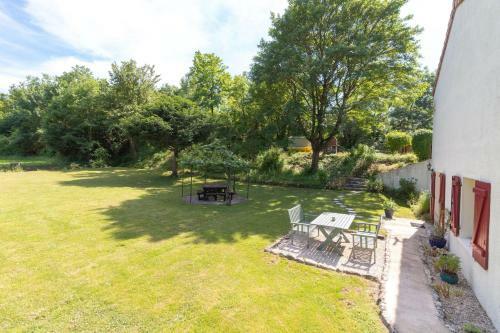 Les Quatre Filles - Entire 2 Bed Apartment