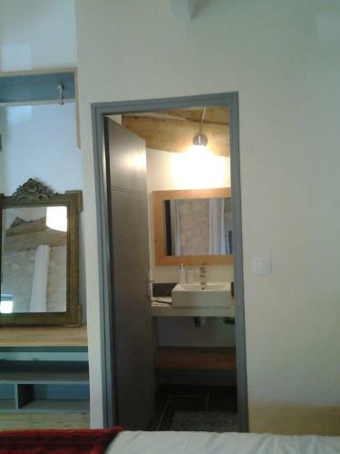Bed & Breakfast Au V�lo Dans L'arbre