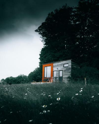 Lodge La Tiny Du Parc : Saint Symphorien Des Monts