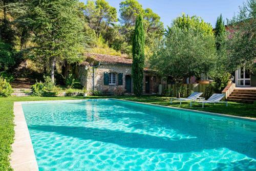Gites Des Nymph�as Provence