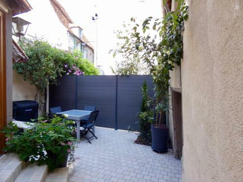Le Logis St Pere