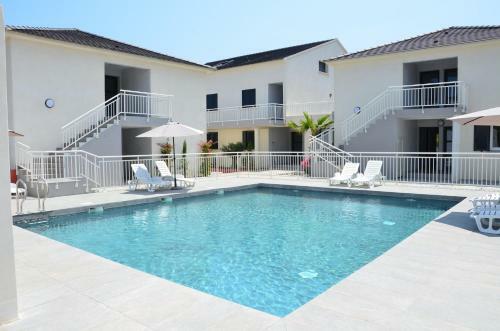 Apartment 4 People Near The Beach