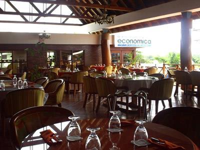 Hotel Los Guayacanes Panam�