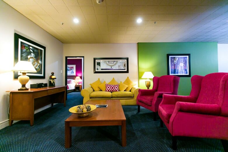 Cape Town Lodge Hotel