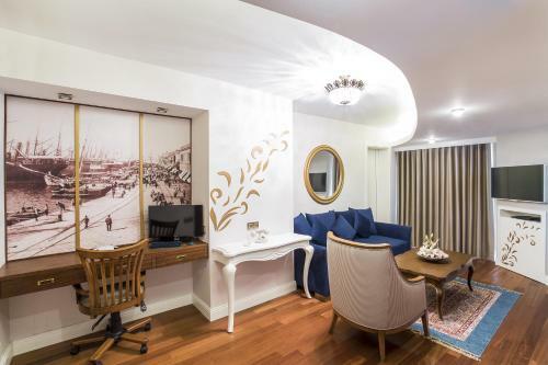 Izmir Palas Hotel
