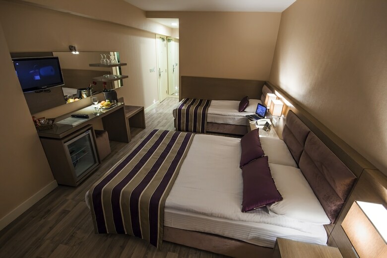 Hotel Zeybek