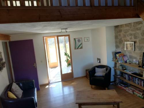 La Maison Bleue23