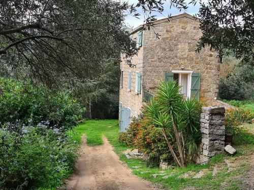 Villa Maison de Caract�re Avec Piscine