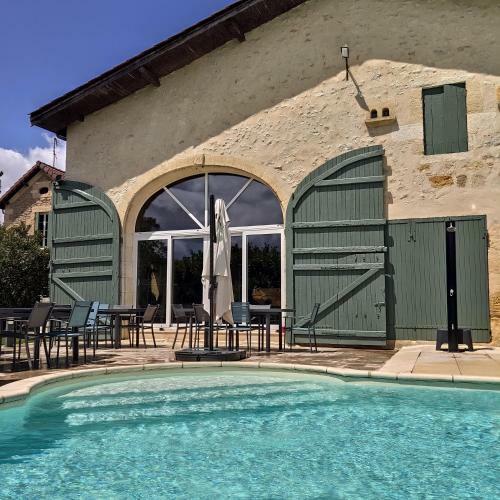 Hostal Les S�quoias