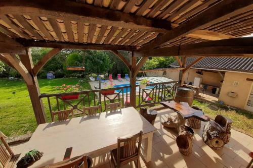 Magnifique Maison P�rigourdine Avec Piscine