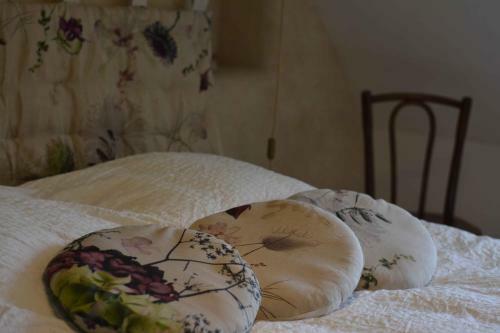La Cour Pav�e
