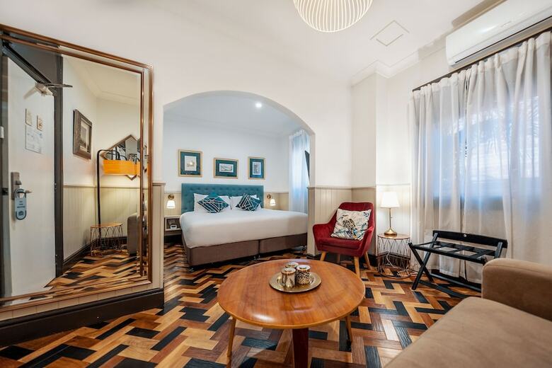Hostal Cremorne Point Manor