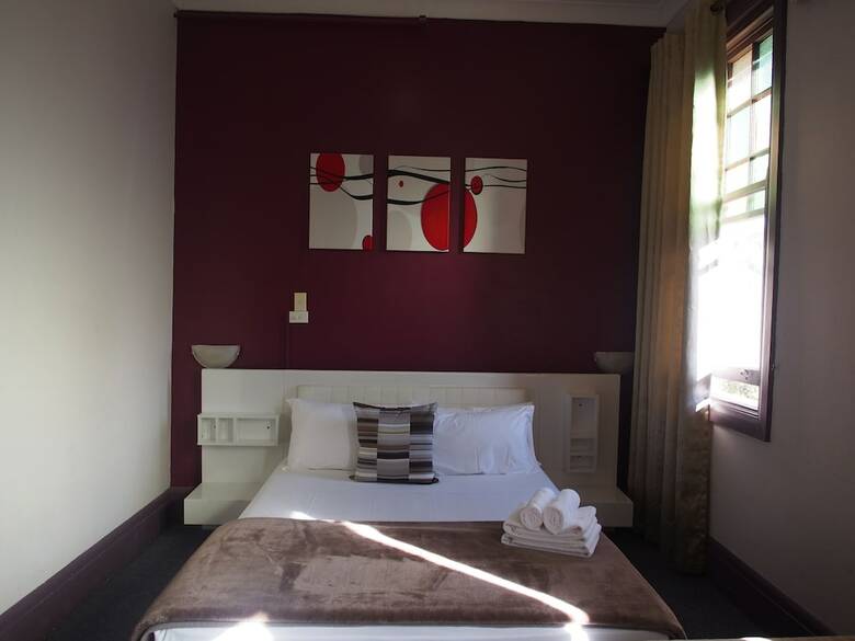 Sydney Wattle Hotel