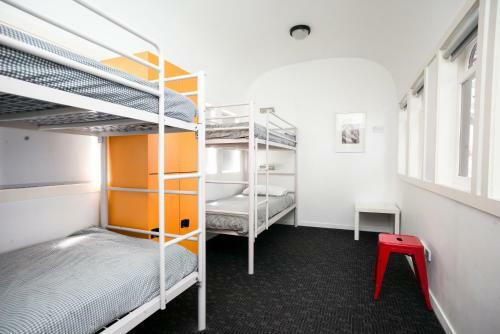 Albergue Railway Square Yha