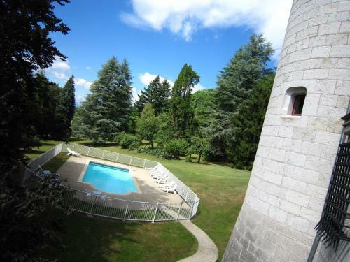 Inviting Apartment In Serrieres En Chautagne With Pool
