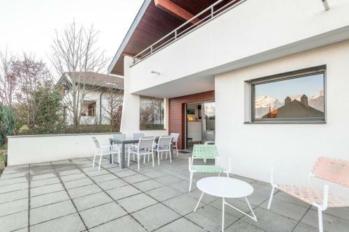 Apartment For 6 People In A Quiet Area