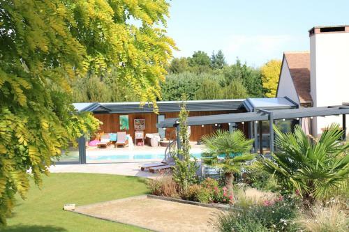 Villa Solesmes Suites