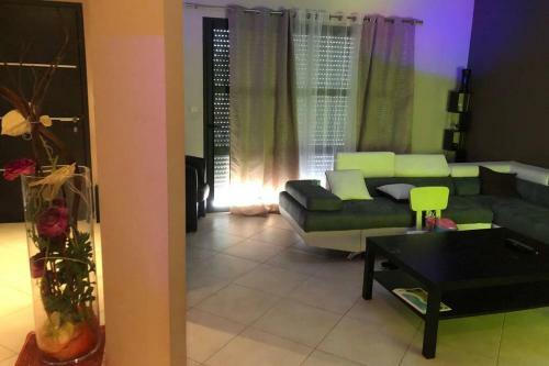 Villa 145 M2 Avec Piscine, Dans Un Milieux Arbor�.