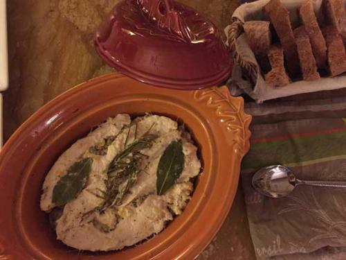 Bed & Breakfast Les Aigui�res En Provence