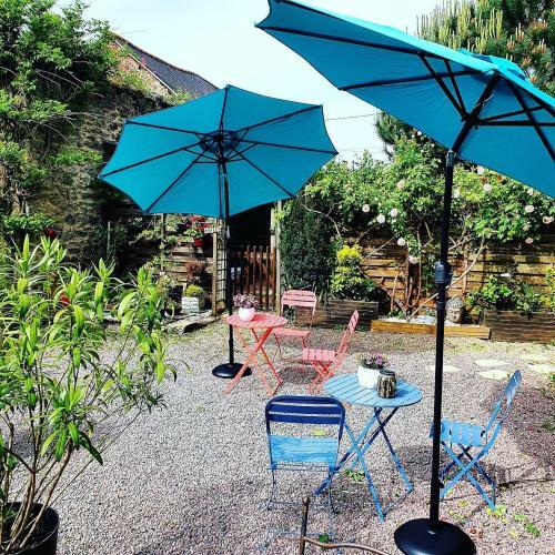 Hostal La Vall�e Du Launay