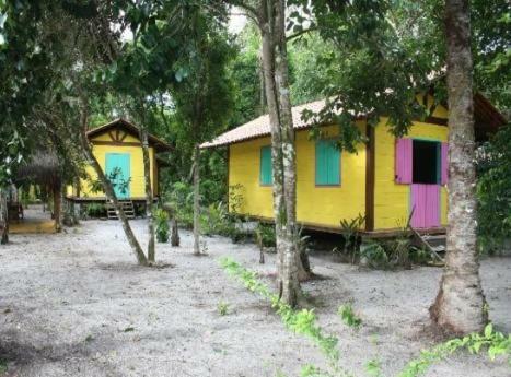 Hostal Casinha Amarela