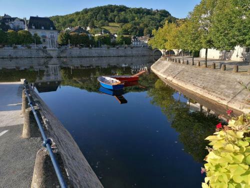 Hostal Les Gites de La Haute Bigassou