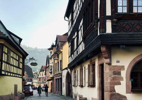 Maison Duplex, Avec Terrasse Dans Strasbourg