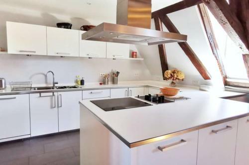 Apartamento 200m2 Triplex Proche Cath�drale