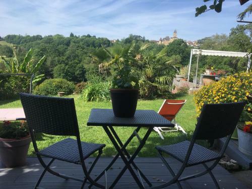 Hostal Les Conches, Chambres D'h�tes Et Gite