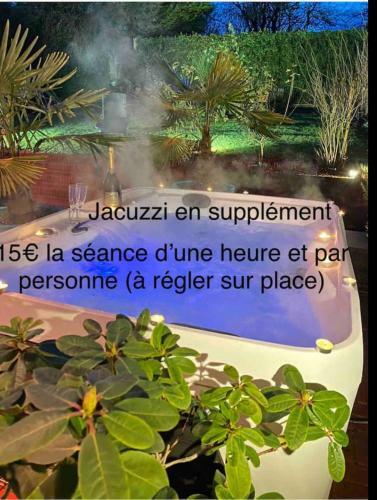 Le Jacuzzi De Marie