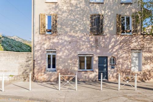 Apartamento Studio Climatis�, Proche Des Commodit�s, Au Calme.