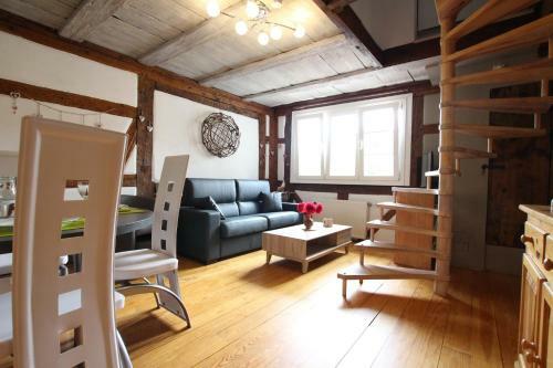 Apartamento G�te Par Ci, Par L�