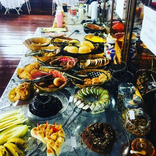 Hostal Pousada Quintal Das Pedras