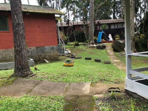 Hostal Pousada Quintal Das Pedras