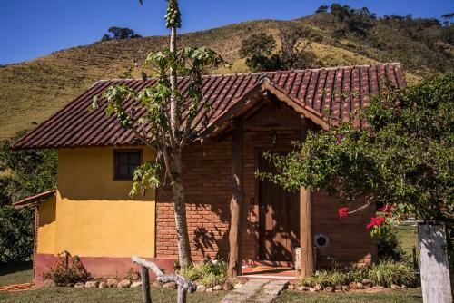 Posada Pousada Fazenda Rio Das Pedras