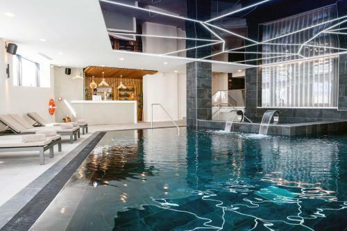 Hotel H�tel Voulezvous Tignes Le Lac
