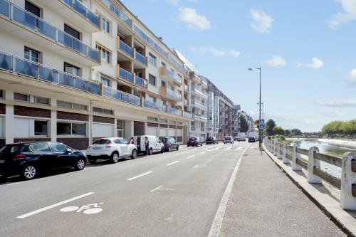 Charming Duplex Apartment In Trouville Welkeys