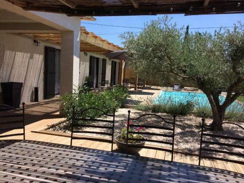 Bed & Breakfast Les Costebelles