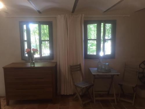 Hostal Le Village