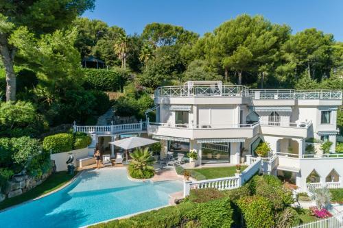 Luxury Villa With Spa In Golfe-juan - Sea View
