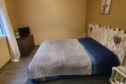 Maison Avec Piscine � L'or�e de La For�t