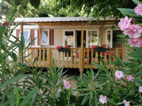 Mobil Home Bien Situ� � Varas Plage