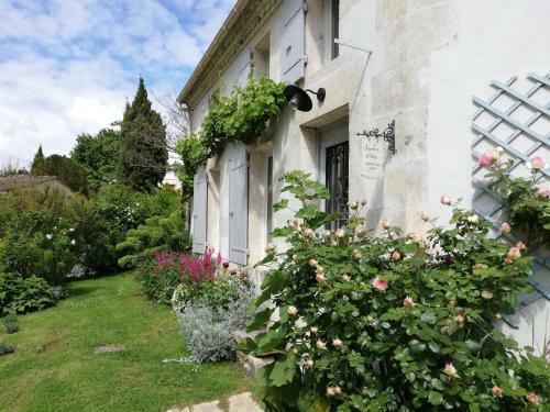 Bed & Breakfast Varzay Autour Du Puits