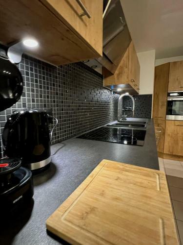 Petite Maison Moderne Avec Jacuzzi Et Sauna