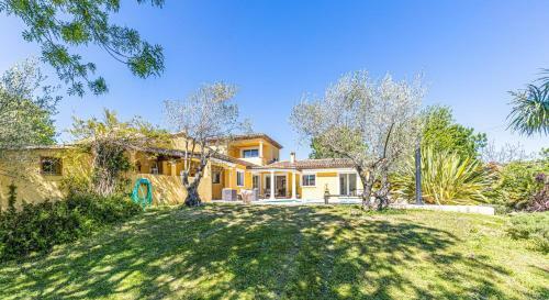 La Villa Des Baous