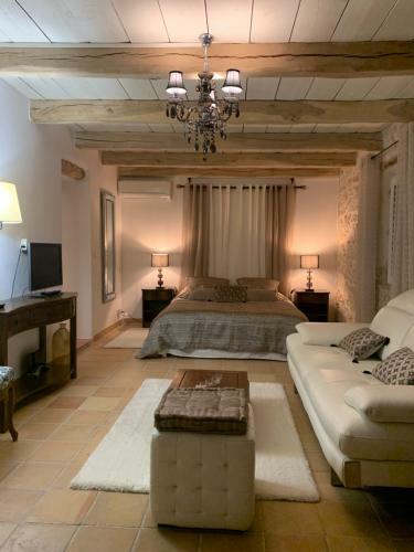 Bed & Breakfast Le Mas Des Roses 1884