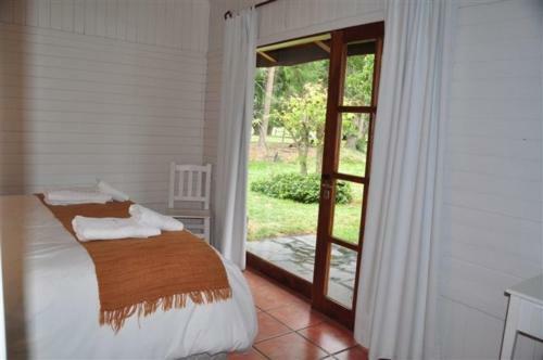 Lodge Caba�as Y Hosteria Aldea Los Huemules